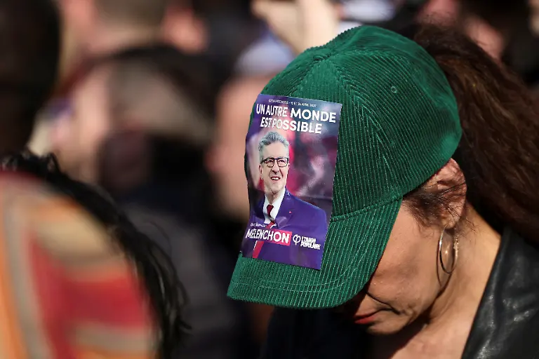 2022-03-20T152758Z-1174231590-RC2F6T98826K-RTRMADP-3-FRANCE-ELECTION-MELENCHON