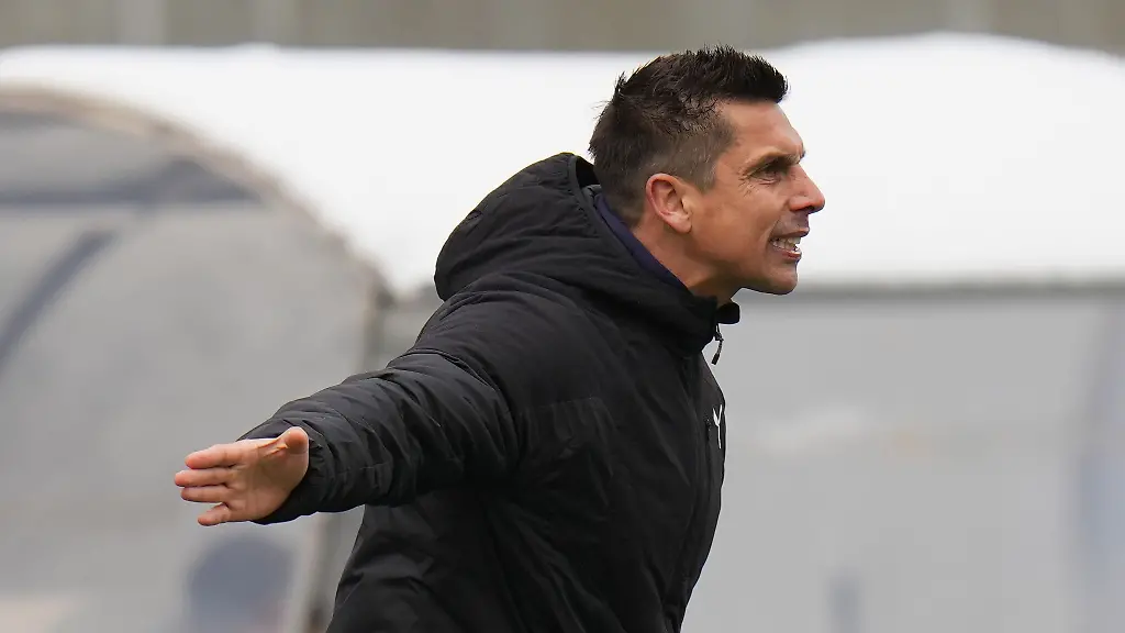 Kiels-Trainer-Marcel-Rapp