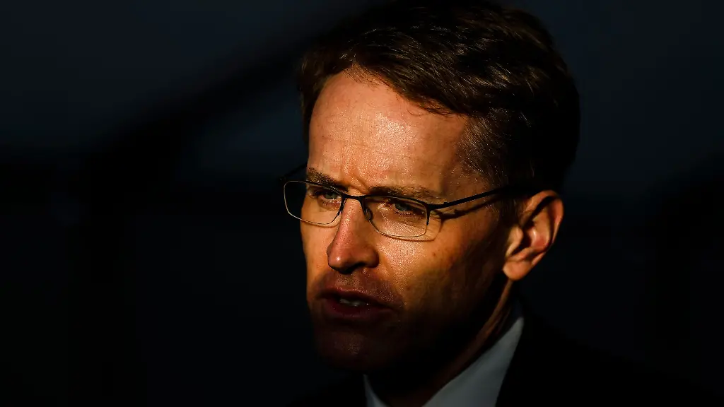 Schleswig-Holsteins-Ministerpraesident-Daniel-Guenther-in-Boostedt