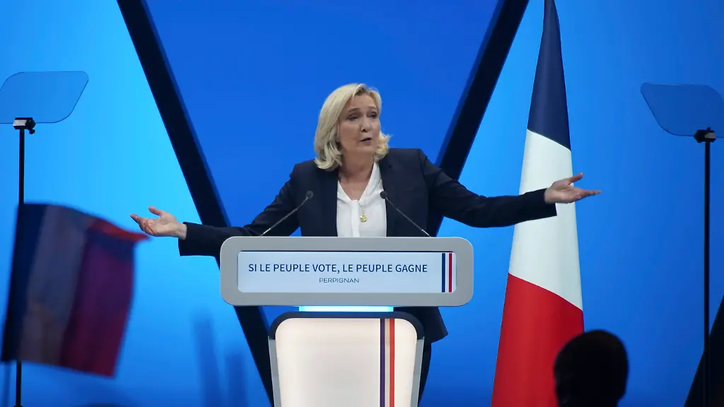 07833f7c0f7b7c7fbacf5aead0a8a247