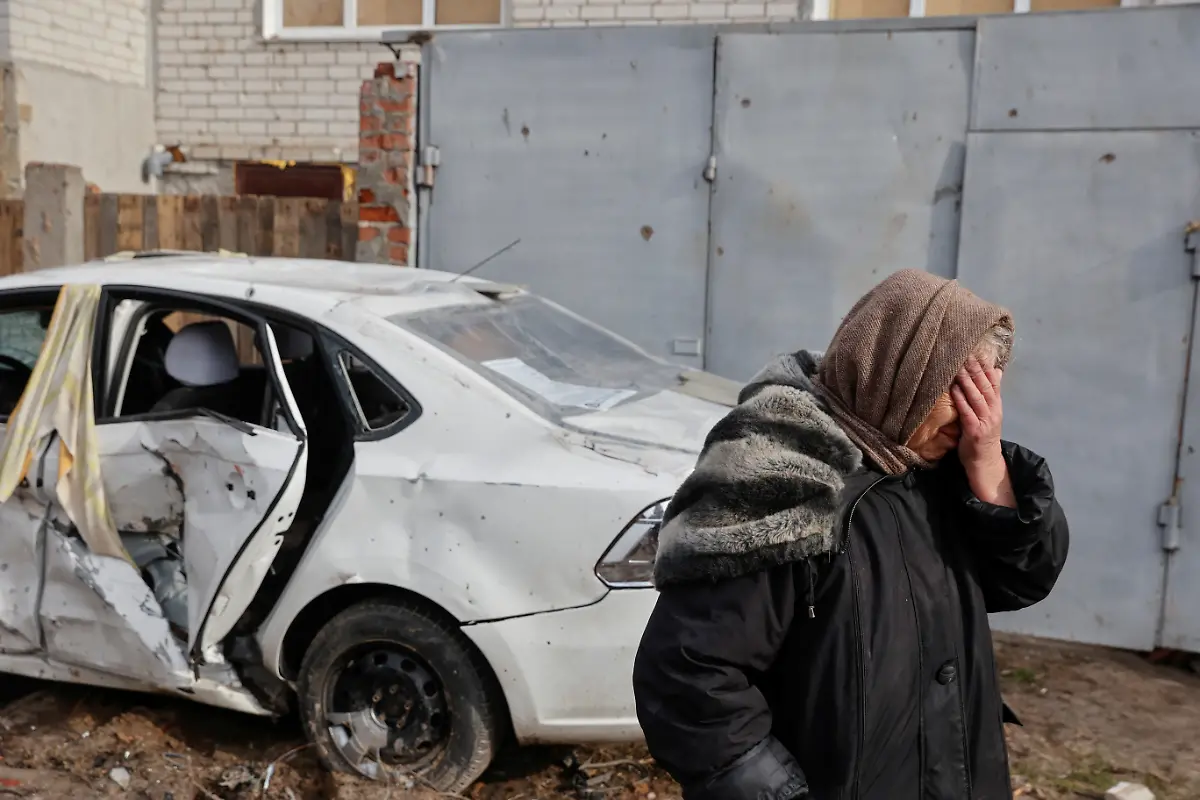 2022-04-06T181628Z-307413012-RC2KHT9KLI3H-RTRMADP-3-UKRAINE-CRISIS-CHERNIHIV