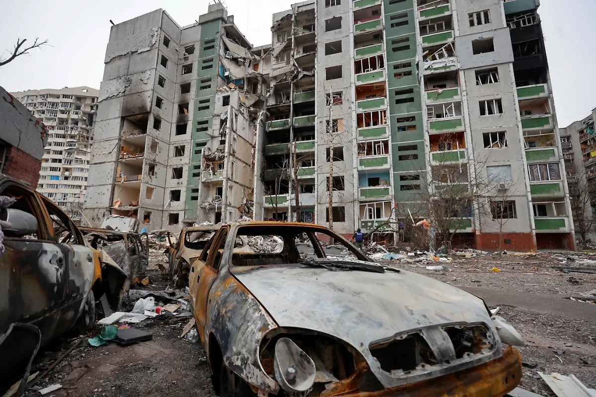 2022-04-06T181445Z-567723688-RC2LHT9F969N-RTRMADP-3-UKRAINE-CRISIS-CHERNIHIV