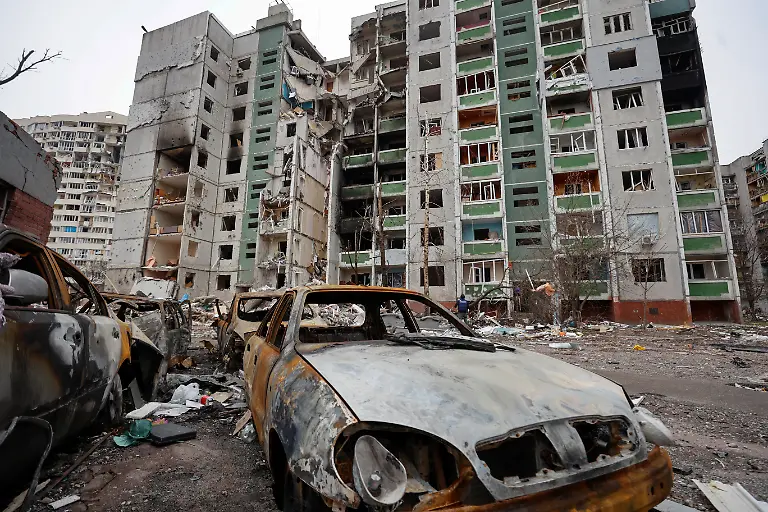 2022-04-06T181445Z-567723688-RC2LHT9F969N-RTRMADP-3-UKRAINE-CRISIS-CHERNIHIV