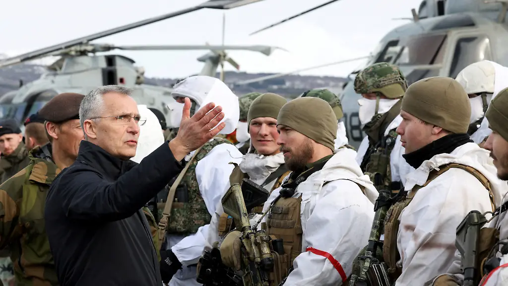 2022-03-25T134910Z-127696136-RC2K9T9U2NQN-RTRMADP-3-UKRAINE-CRISIS-NATO