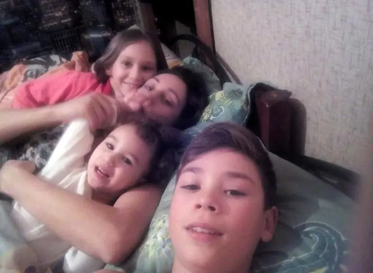 2022-04-04T131459Z-1855335473-RC2LJV8EGQER-RTRMADP-3-UKRAINE-CRISIS-BORDER-POLAND-MONASTERY