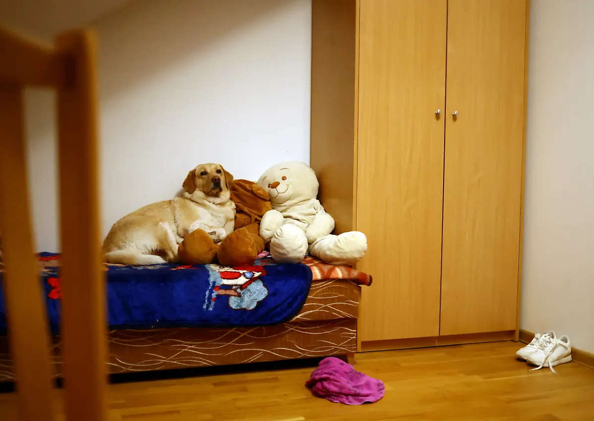 2022-04-04T131440Z-1590084591-RC2U7T9FUZEQ-RTRMADP-3-UKRAINE-CRISIS-BORDER-POLAND-MONASTERY