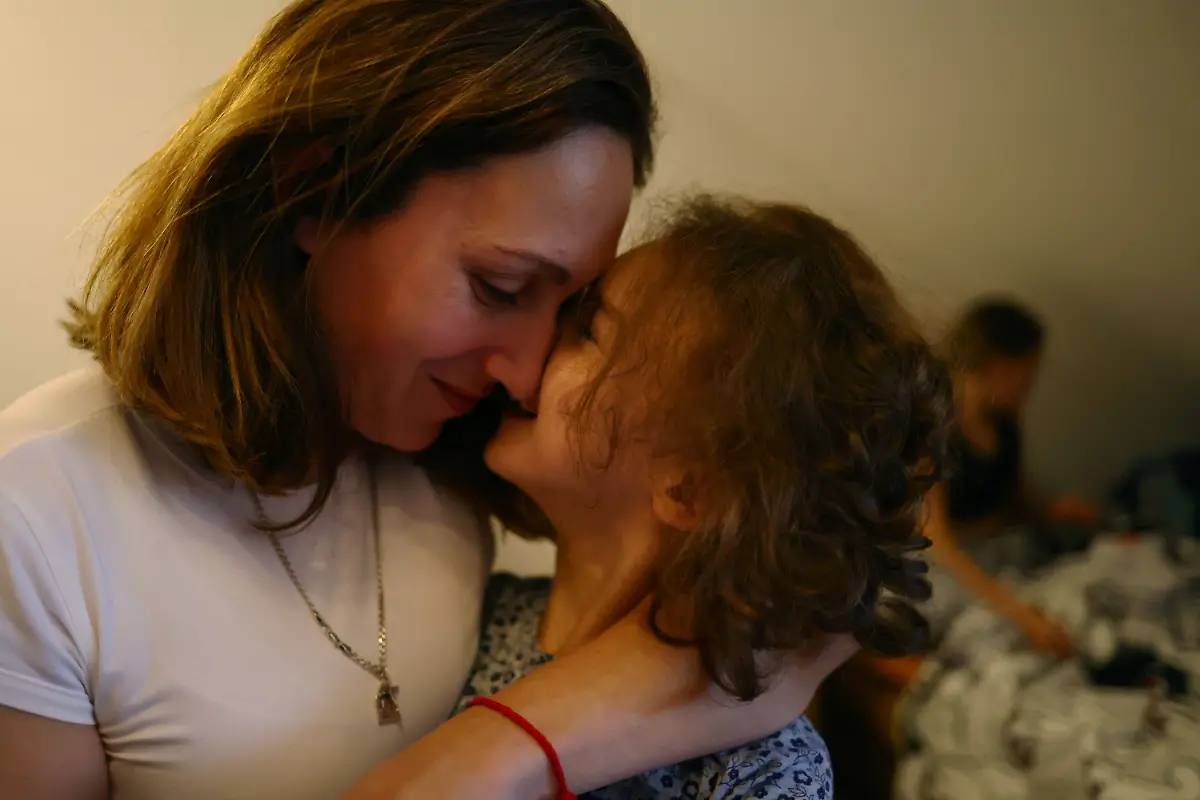 2022-04-04T131500Z-1477363695-RC2Q7T9EQEX3-RTRMADP-3-UKRAINE-CRISIS-BORDER-POLAND-MONASTERY