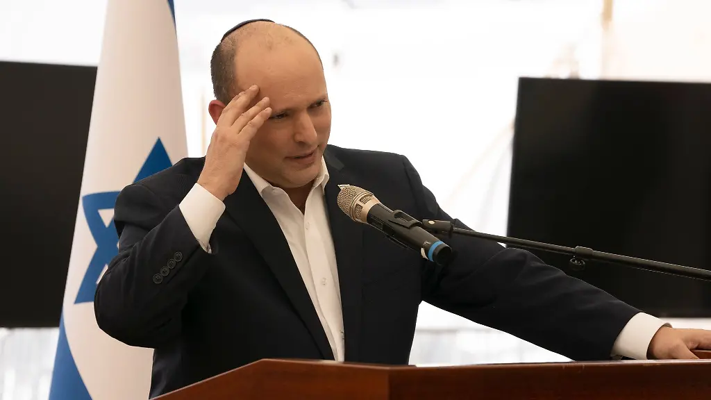 Not-amused-ueber-den-Ruecktritt-der-Abgeordneten-Isreales-Premierminister-Naftali-Bennett