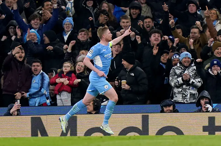 Kevin-De-Bruyne-jubelt-nachdem-er-zum-1-0-fuer-Manchester-City-gegen-Atletico-Madrid-getroffen-hat