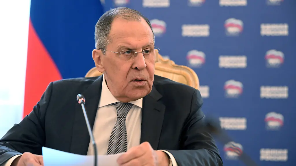 d87ba96ad476cbf25b8fb5c03ac6d052