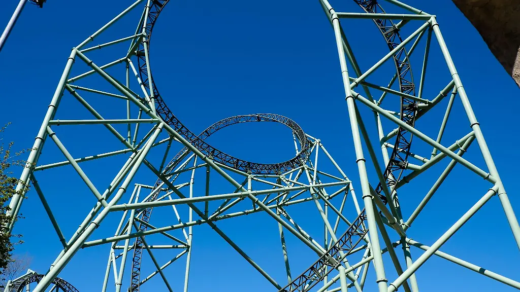 Die-Achterbahn-im-Hansa-Park