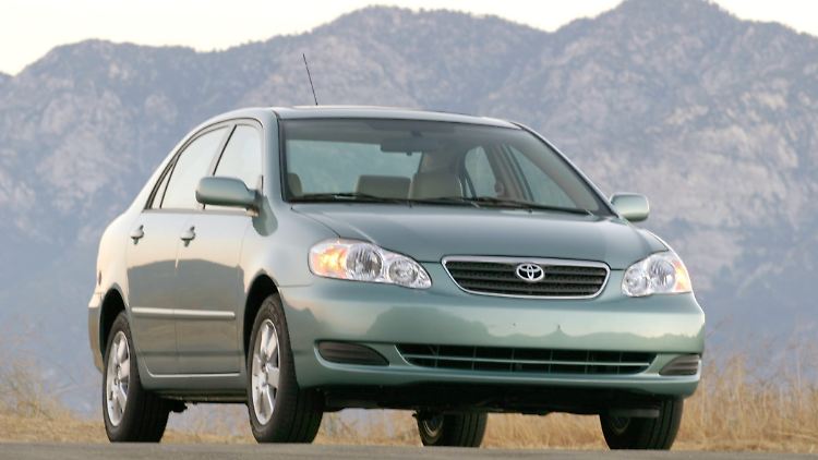Toyota hat immer mal wieder Probleme mit den US-Zulassungsbehörden. Beim Corolla war es ein sich lösender Aufkleber.