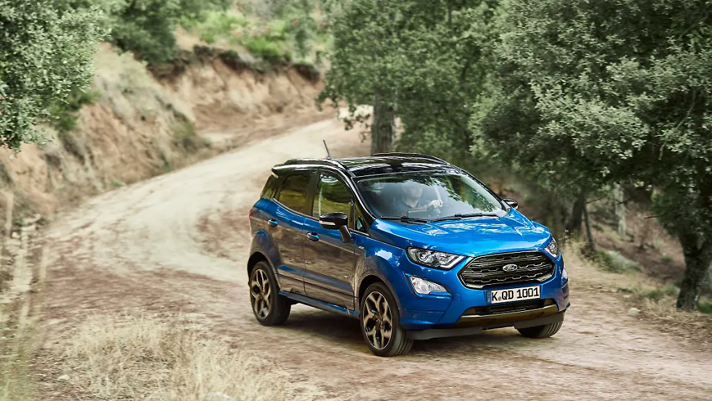 FORD-2017-EcoSport-01