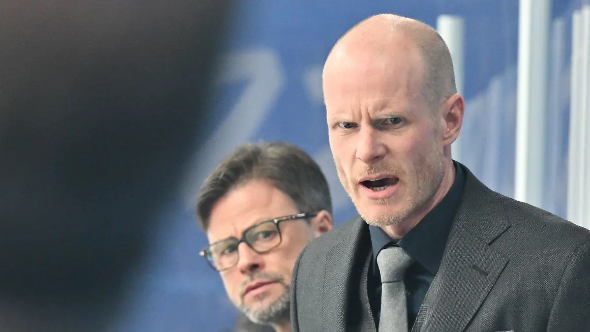 Hat-seinen-Vertrag-beim-DEB-verlaengert-Bundestrainer-Toni-Soederholm