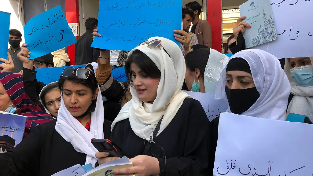 0dfec5aeeea331e0ef552a146669be1b