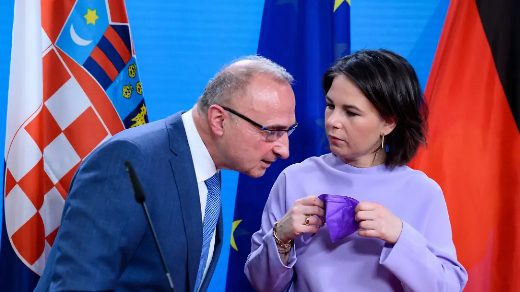 f07541e2a4784f7dbc4b435a7a71a185