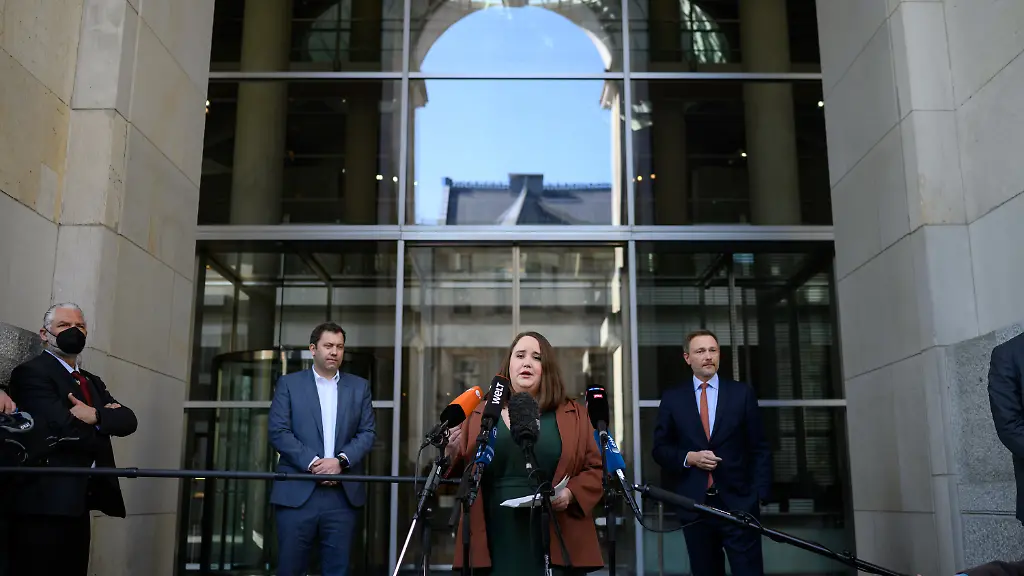 70922ac96407dc2801e68f53cc1ec7c9