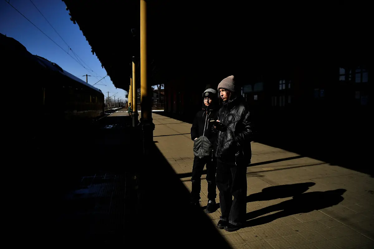 2022-03-09T000000Z-214786307-RC21ZS9CNNSU-RTRMADP-3-UKRAINE-CRISIS-ROMANIA-MONASTERY