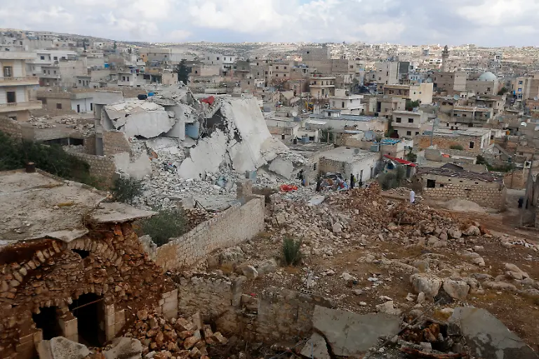 2015-11-13T000000Z-829941185-D1AERVKJZSAA-RTRMADP-3-MIDEAST-CRISIS-SYRIA-RUSSIA