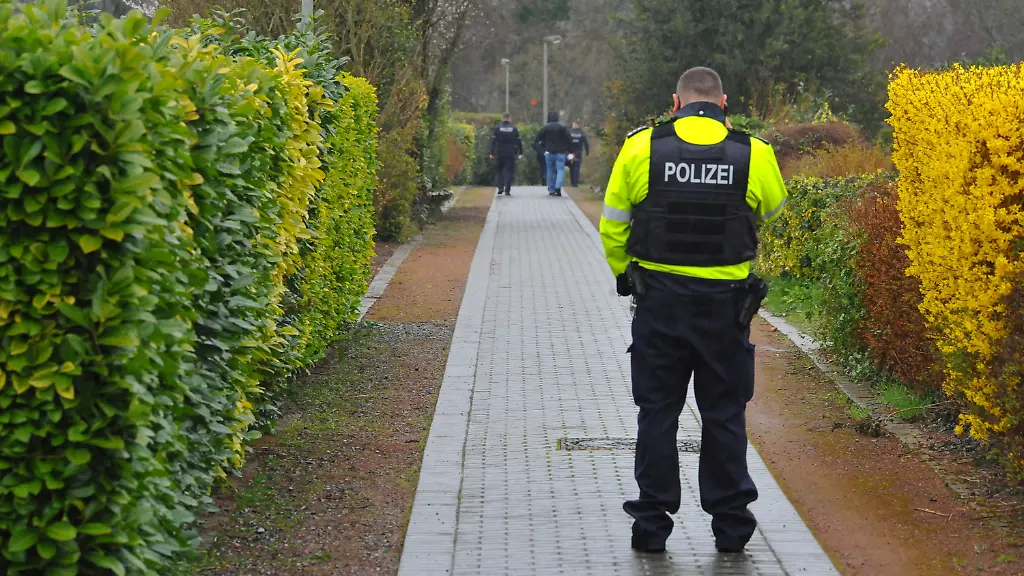 e32689529d31655d637819d504570c59