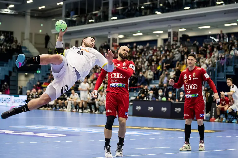 8c6fea5dc2a9acbe6ffe0a303f680c23