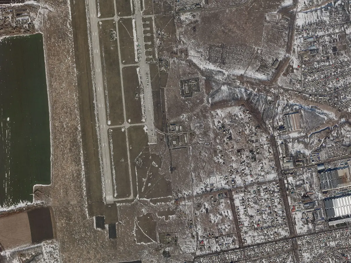 chuhuiv-air-base-kharkiv-oblast-ukraine-20220221-090038-ssc18-visual-rgb-1920px-150cm-geo-2-full