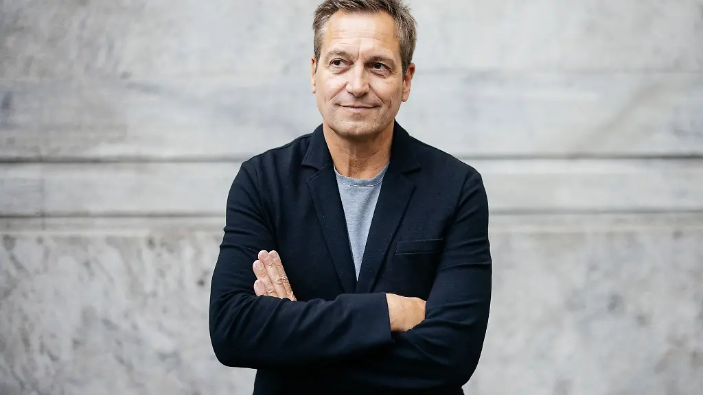 Dieter-Nuhr-Kabarettist-und-Comedian