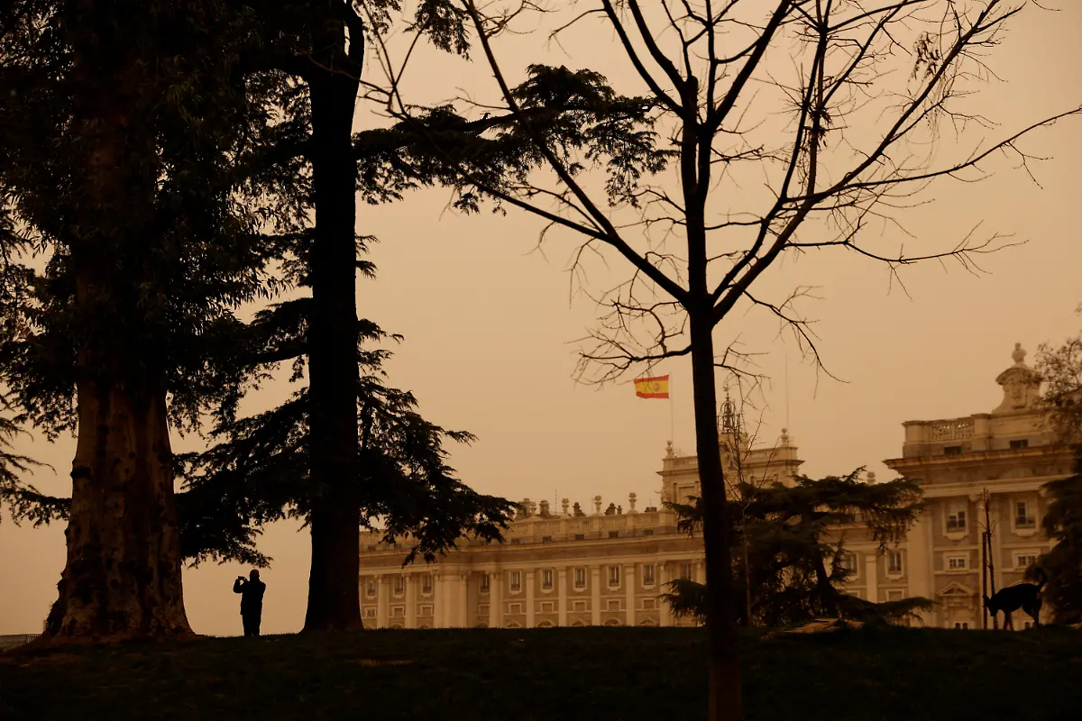 173f821a142b4d43f983a67a9cbd418d