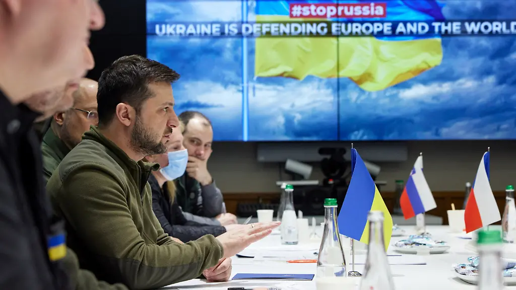 b766f43d6a94a0c8faea85061d6ce996