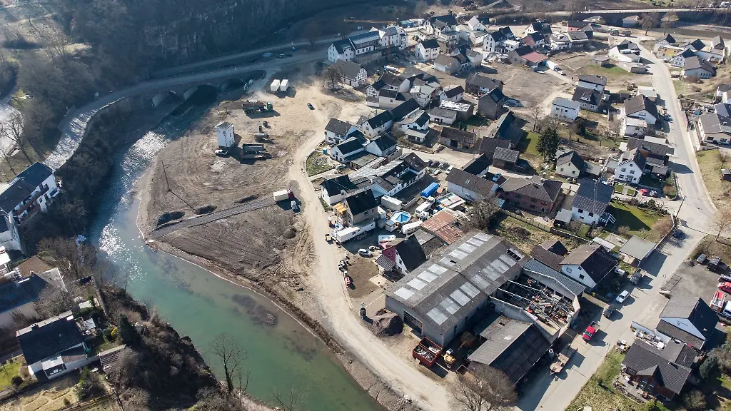 Blick-auf-die-Flutschaeden