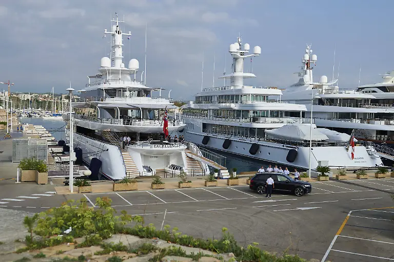 013bbf2be5dab1661a54a4c800d8e368