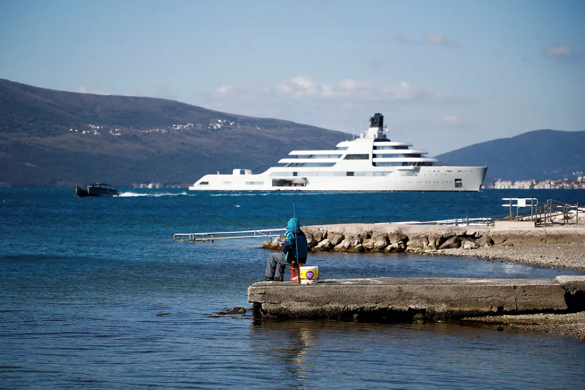 e2cc4578403567b7b8a80e155c7b8631