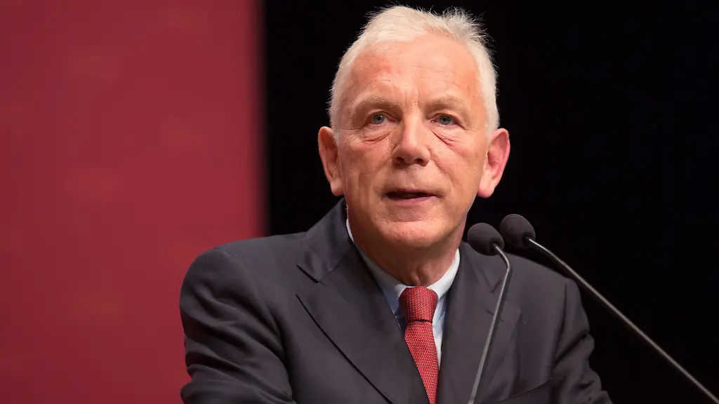 Oberbuergermeister-Harry-Mergel