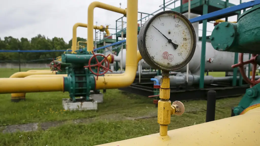 2015-05-28T120000Z-1344051170-GF10000109832-RTRMADP-3-UKRAINE-CRISIS-GAZPROM