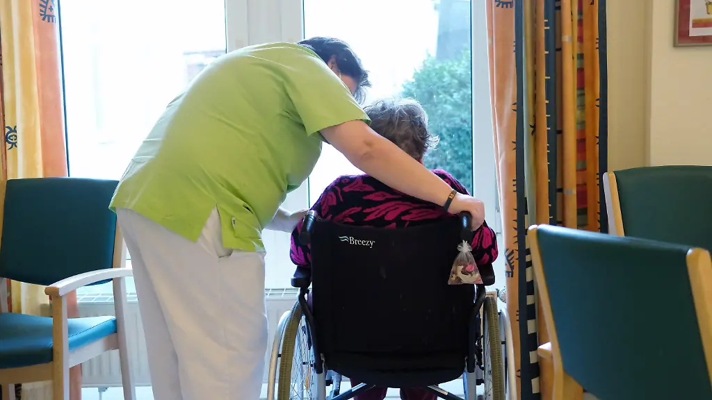 ce2fdaef1261e12abaec58cb117af38c