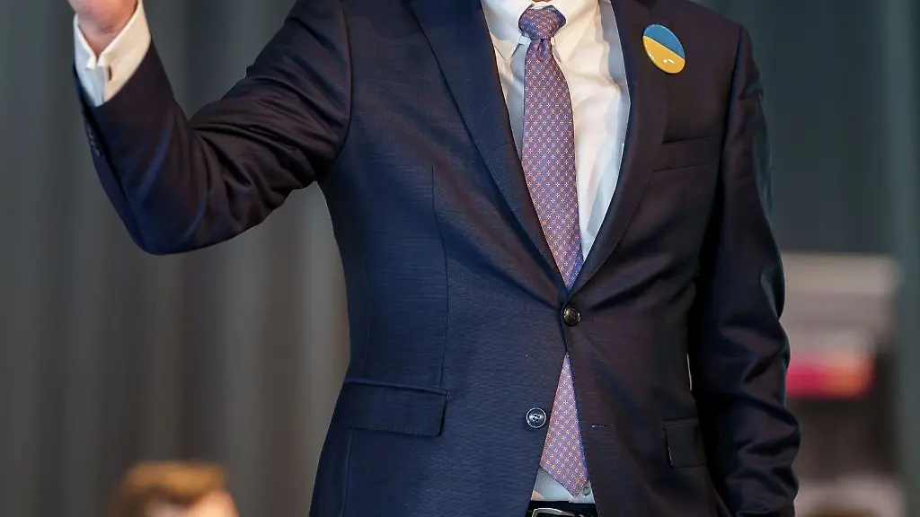 Bernd-Buchholz-FDP-spricht-beim-Landesparteitag-der-FDP