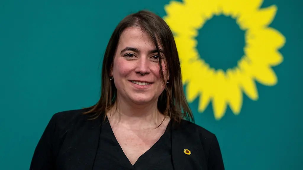 Natalie-Cramme-Hill-ist-die-neue-Landesvorsitzende-von-Buendnis-90-Die-Gruenen-Rheinland-Pfalz