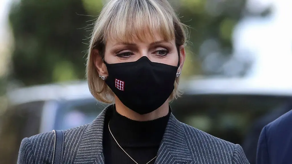 Fuerstin-Charlene-von-Monaco-ist-nach-mehrmonatiger-medizinischer-Behandlung-in-den-Stadtstaat-zurueckgekehrt