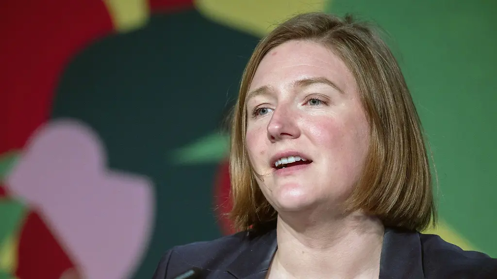 Familienministerin-Katharina-Binz-spricht-bei-der-digitalen-Landesdelegiertenversammlung