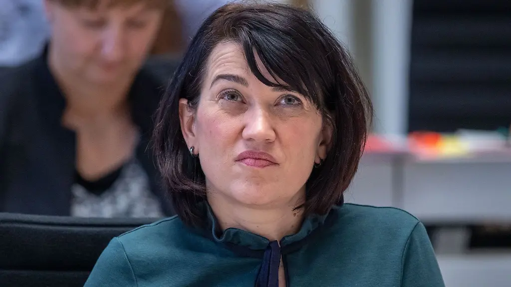 Jacqueline-Bernhardt-Die-Linke