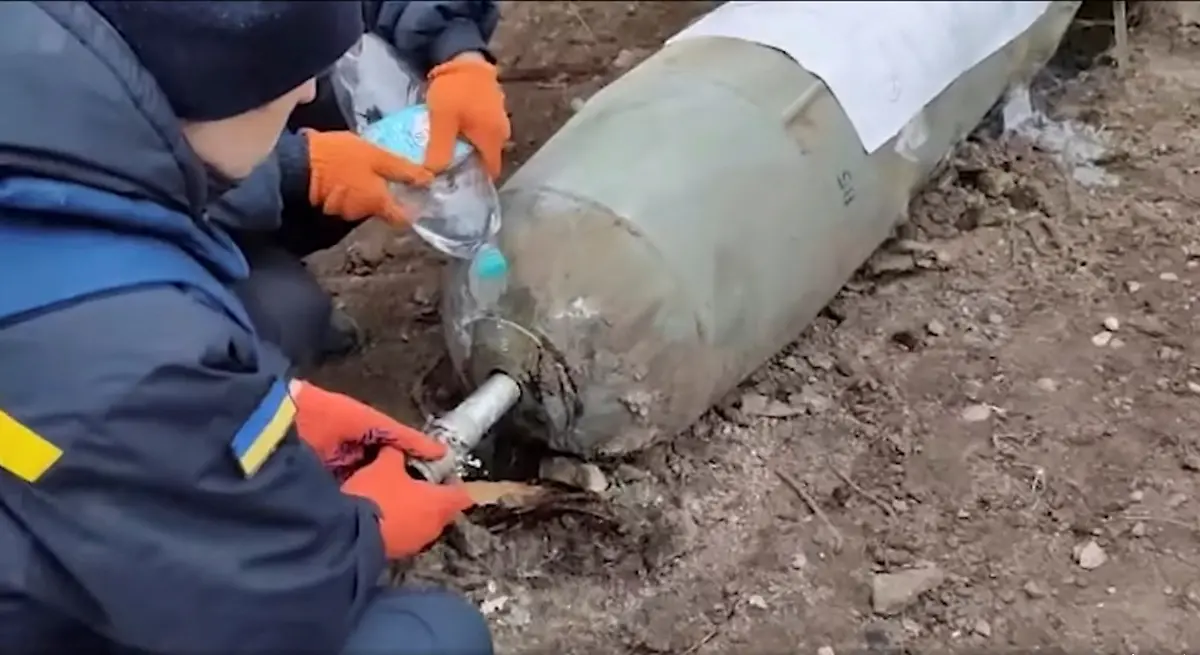 2022-03-10T171132Z-1229723730-RC2TZS9A5CD6-RTRMADP-3-UKRAINE-CRISIS-CHERNIHIV