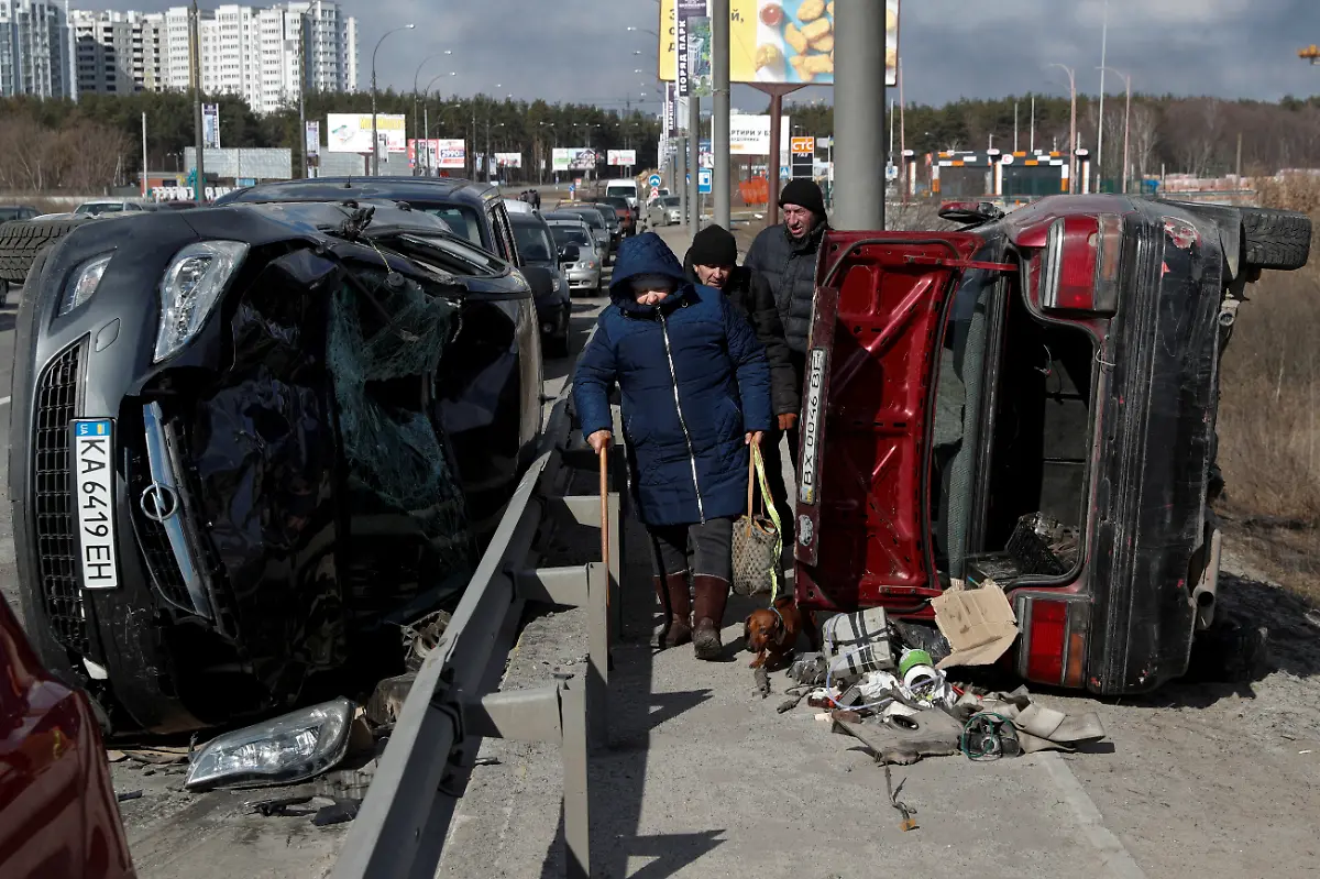 2022-03-10T152116Z-678750375-RC2KZS9PBLCU-RTRMADP-3-UKRAINE-CRISIS-ECONOMY-DAMAGE