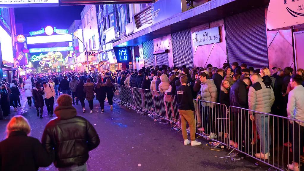 dff82619c2bc5ea5a7e8f665f1a122a4