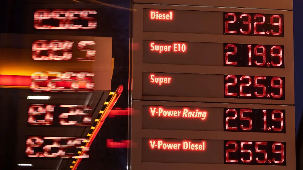 Kraftstoffpreise-an-einer-Tankstelle-in-Goettingen-am-Mittwochmorgen