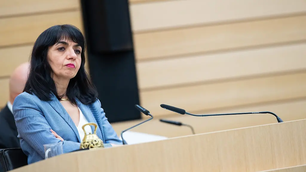 Muhterem-Aras-Buendnis-90-Die-Gruenen-Praesidentin-des-Landtags-von-Baden-Wuerttemberg