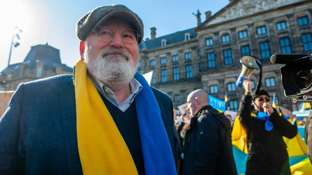 780136ea123c30bf1104d9ccbd79e168