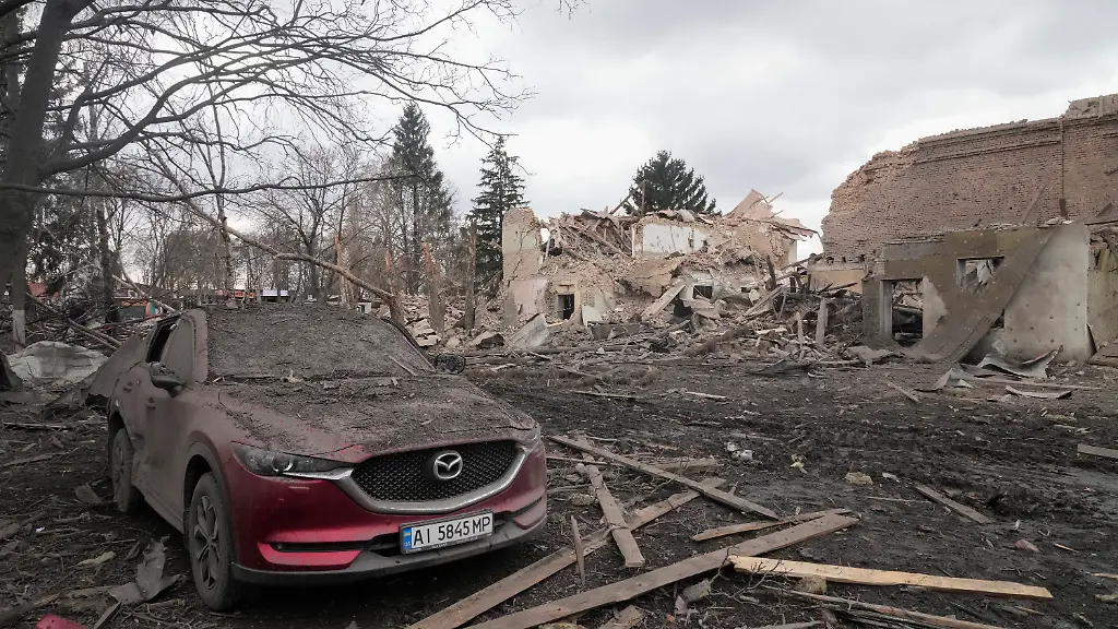 27f308ef2fe11e5223f087f2b19ec134