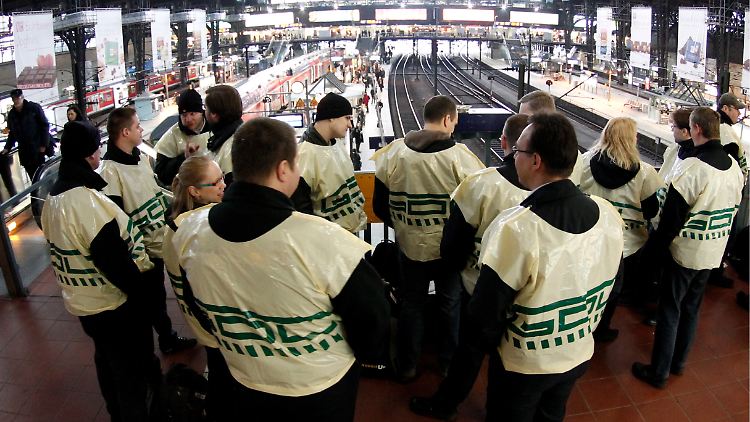 Streikpause für neue Verhandlungen.