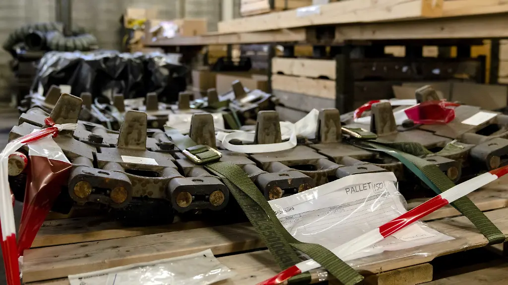 8714bfb1f9fddd8037a0bd28b942f07c