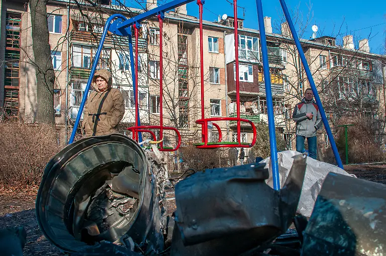 43f55227eadada2cdcb88392174d4bee